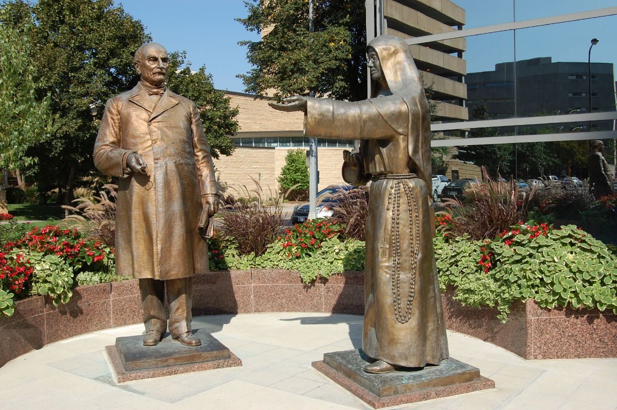 The Doctors Mayo Monuments